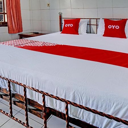 Oyo 92869 Hotel Nusantara Banyuwangi  Exteriér fotografie