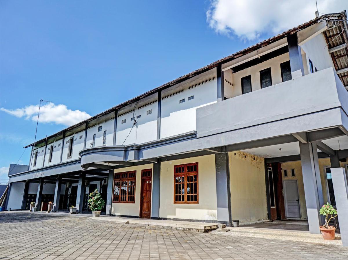 Oyo 92869 Hotel Nusantara Banyuwangi  Exteriér fotografie